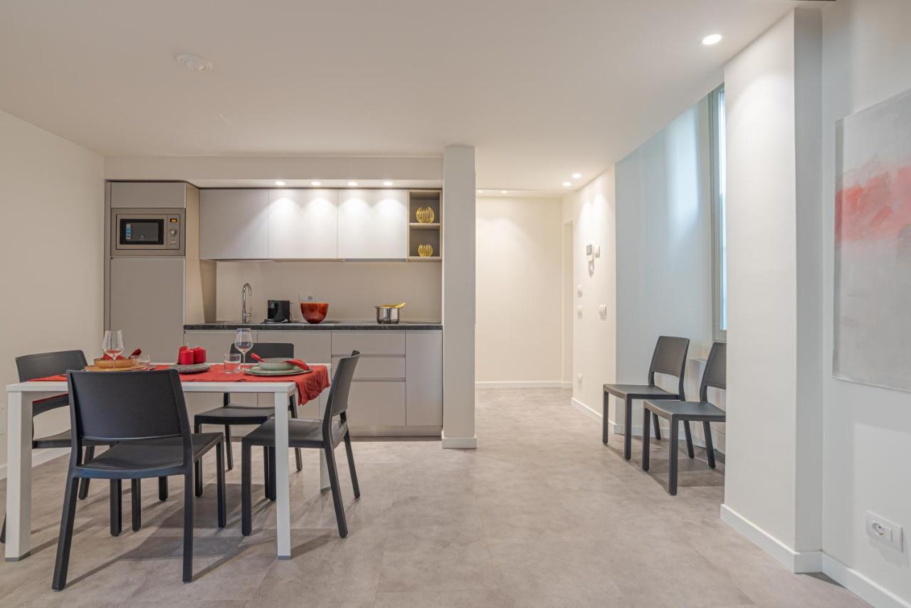 Suite Della Corte - By Myhomeincomo Bagian luar foto
