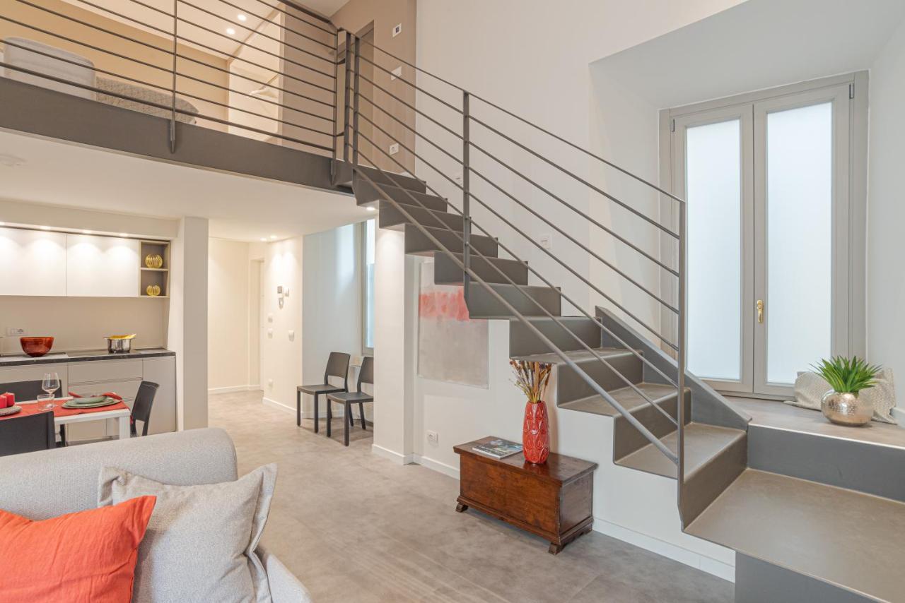 Suite Della Corte - By Myhomeincomo Bagian luar foto