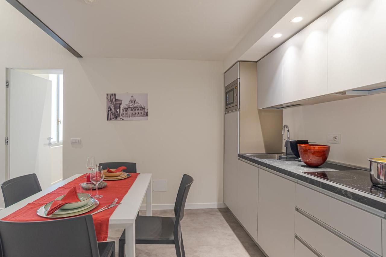 Suite Della Corte - By Myhomeincomo Bagian luar foto