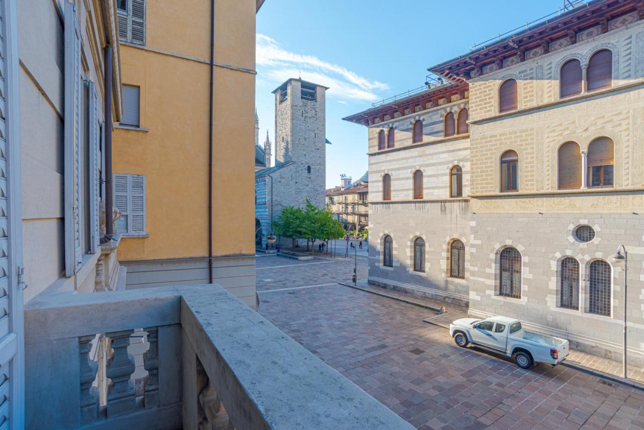 Suite Della Corte - By Myhomeincomo Bagian luar foto