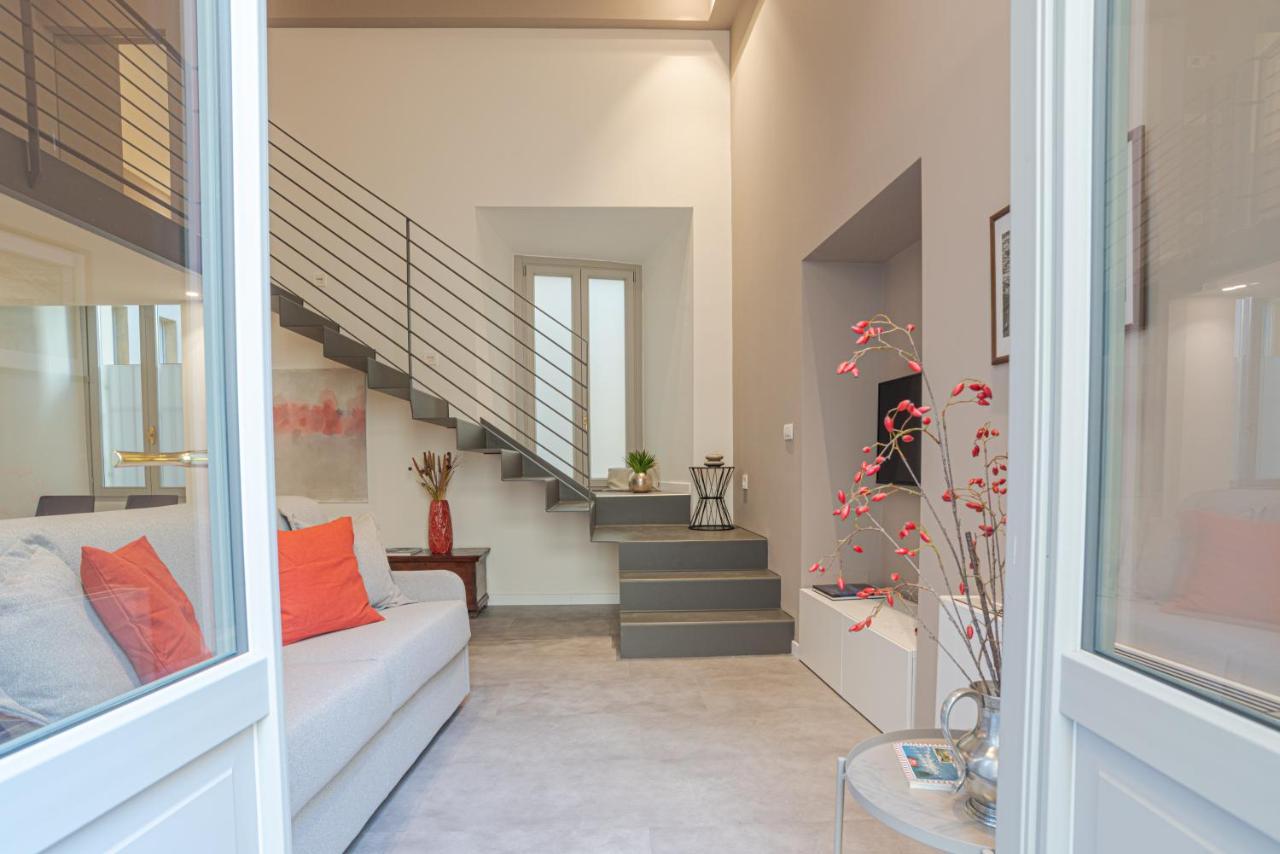 Suite Della Corte - By Myhomeincomo Bagian luar foto